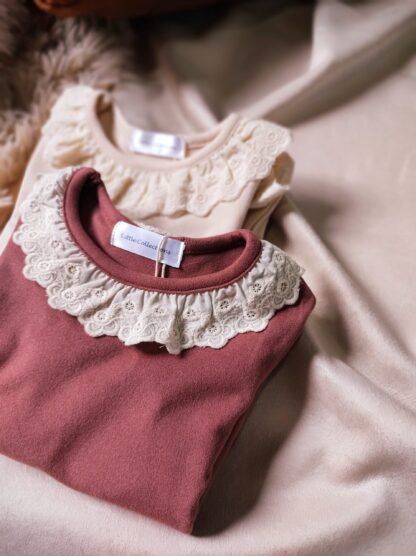 Blusas con cuello