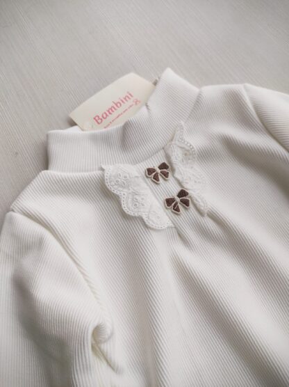 Polera corbatín