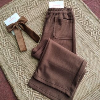 Pantalón chocolate