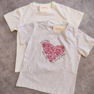 Camiseta corazones