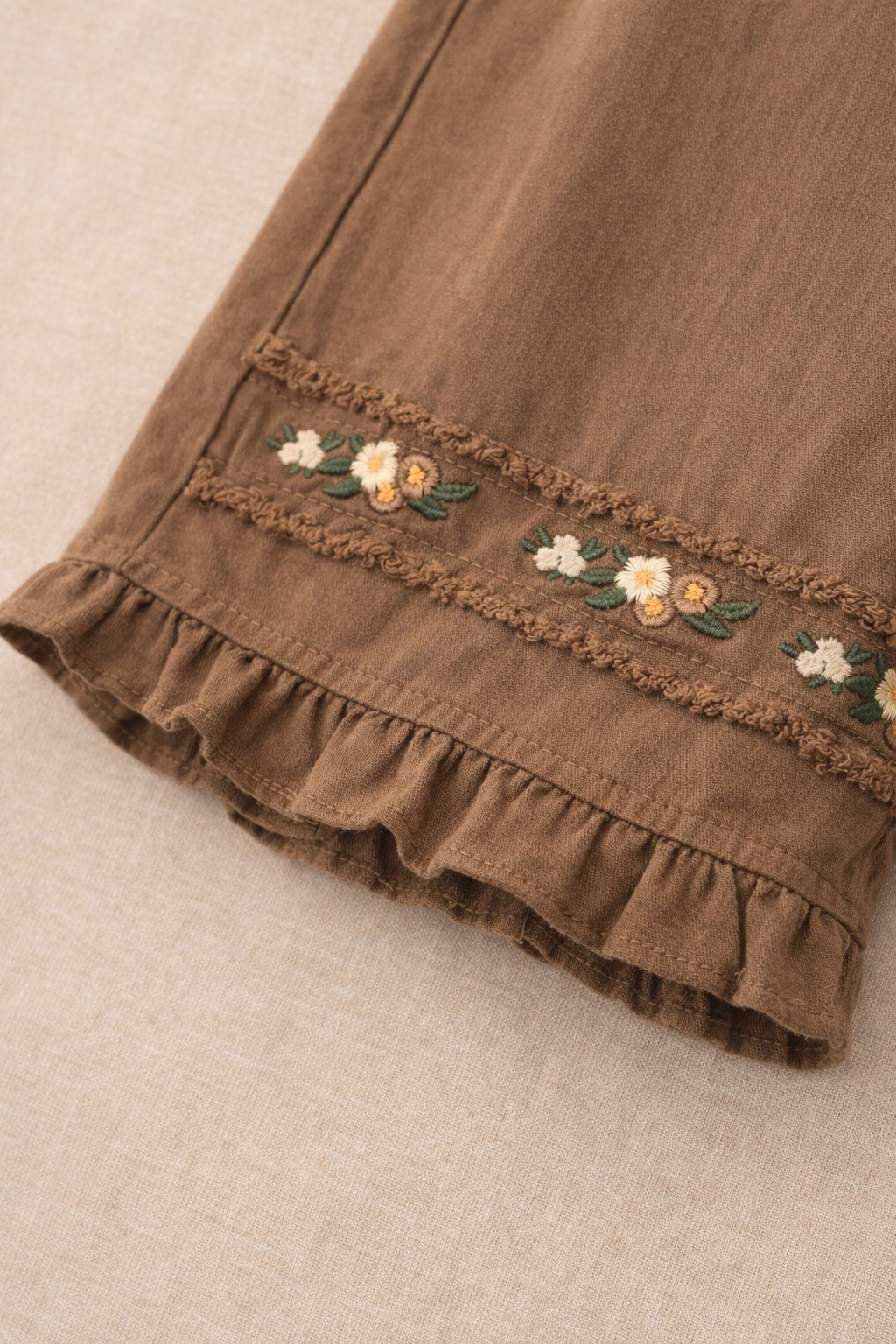 Pantalón bordado - Imagen 4