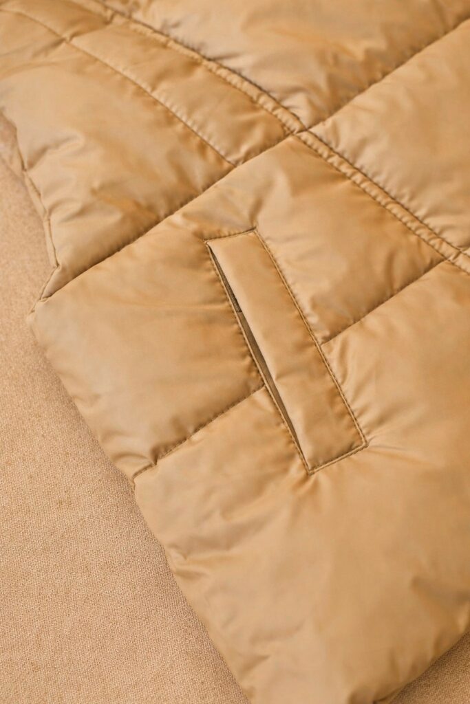 Chaleco puffer engomado