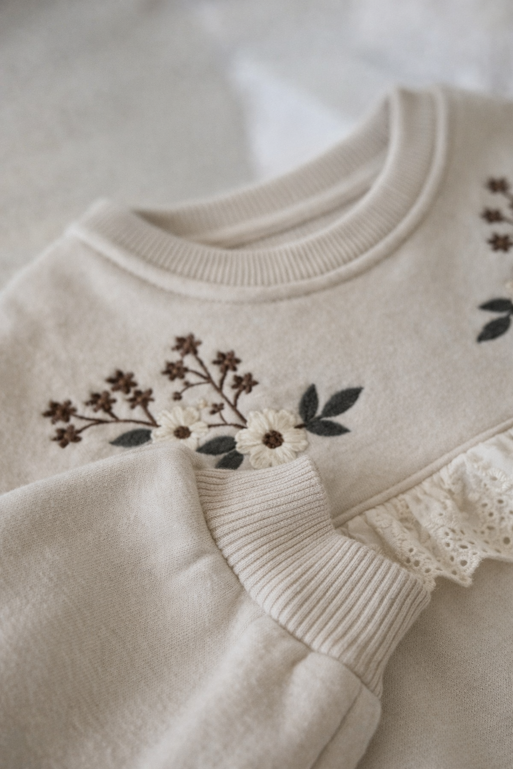 Buzo bordado - Imagen 5