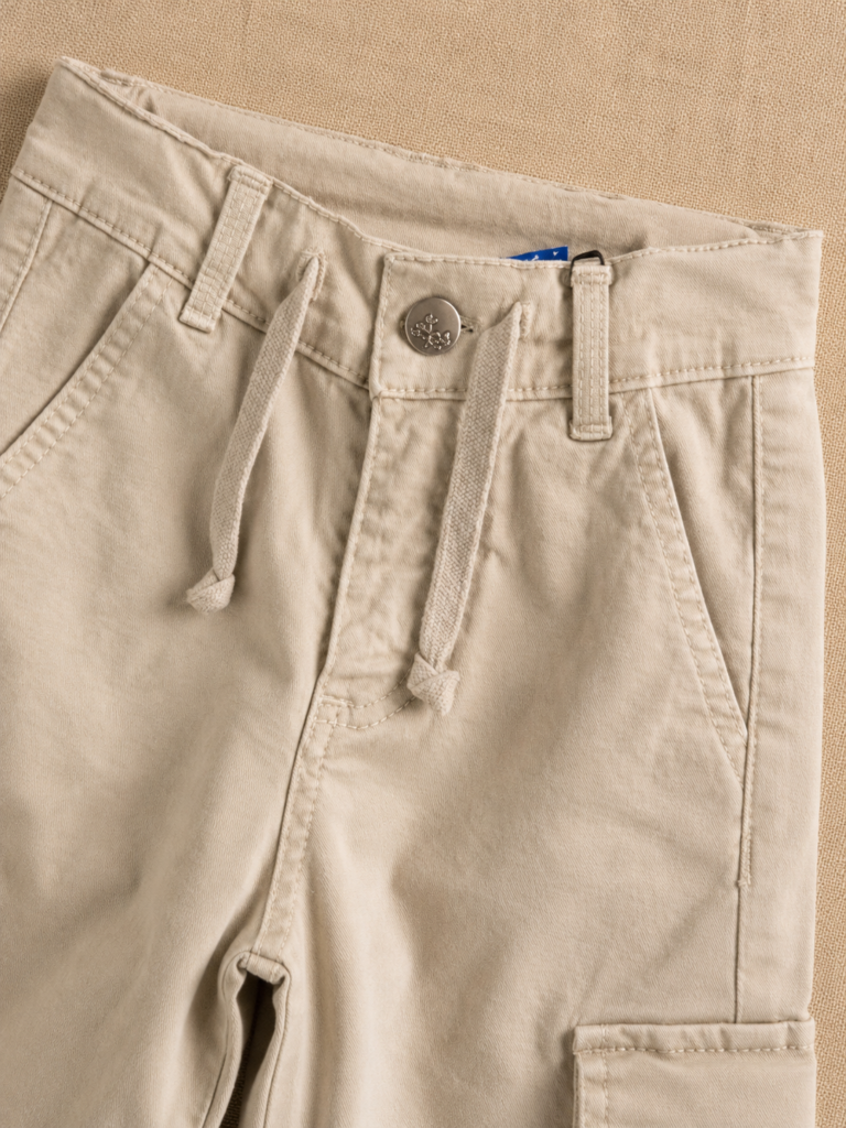 Pantalón cargo recto